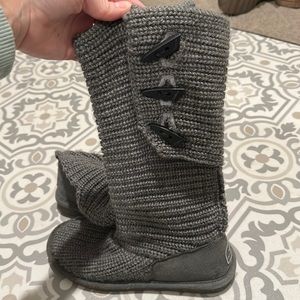 BearPaw gray Knit Boots 8.5
